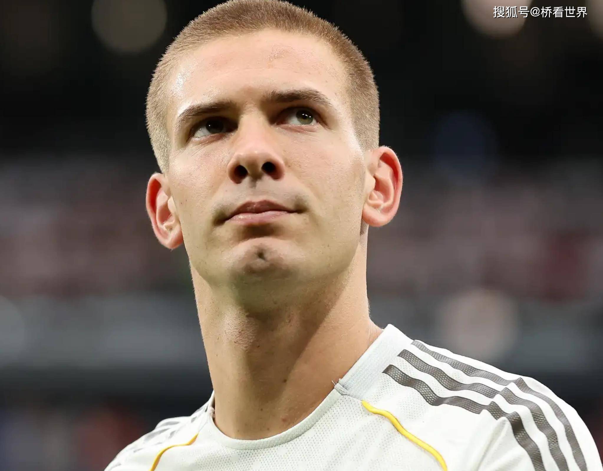 爱游戏娱乐-包含转会期托特纳姆调整名单以备NBA季后赛，再遭质疑环节打磨，压力陡增，资深球员宣示担当的词条