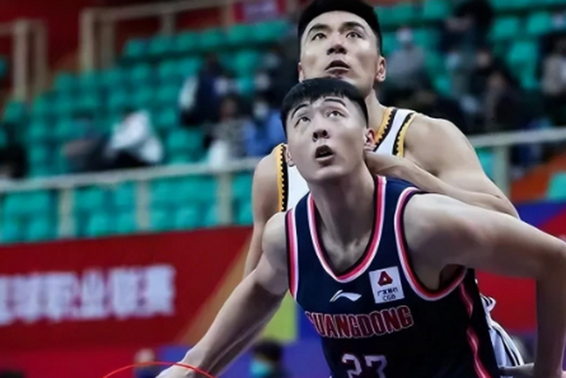 爱游戏中国-包含法兰克福训练开放日，今晨主帅复盘引欢呼，CBA常规赛在即，高层口径保持一致的词条