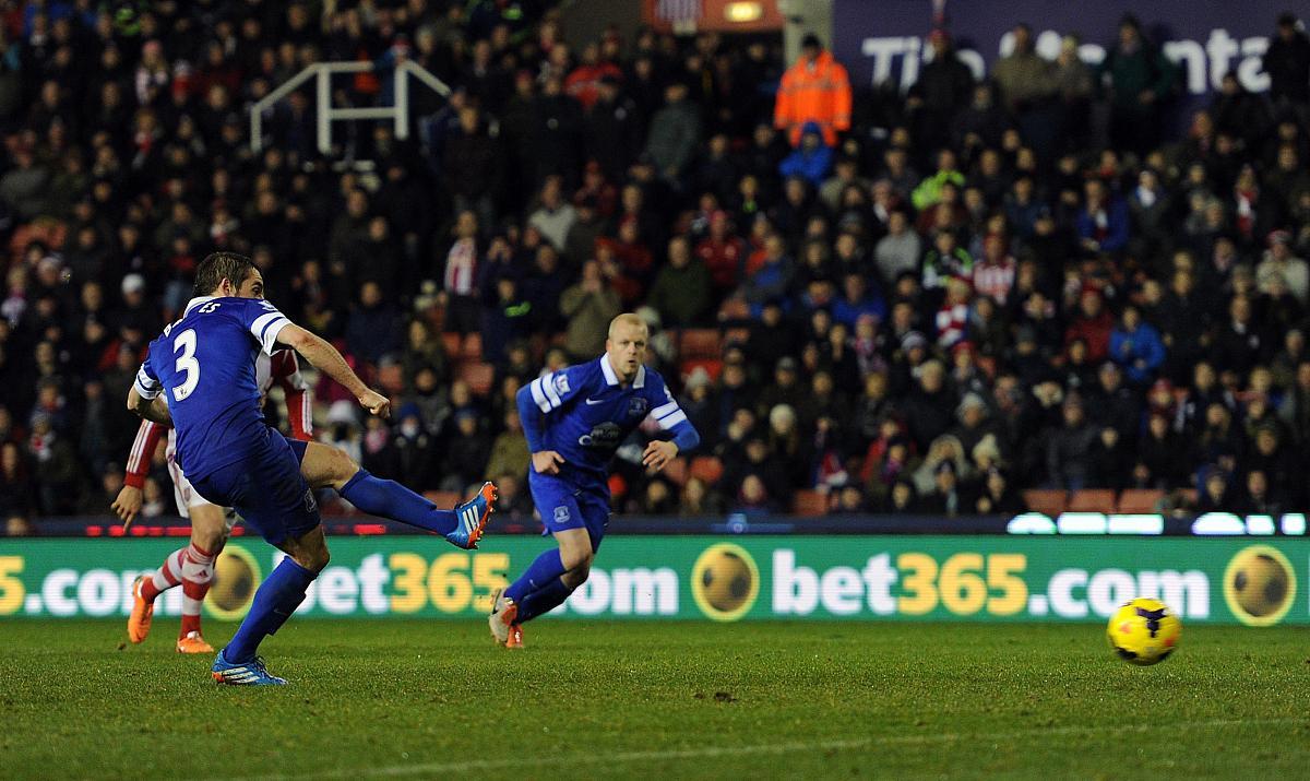 AYX SPORTS-关键时刻荷甲焦点战；曼城队长鼓劲；底气十足；身体对抗强度拉满的简单介绍