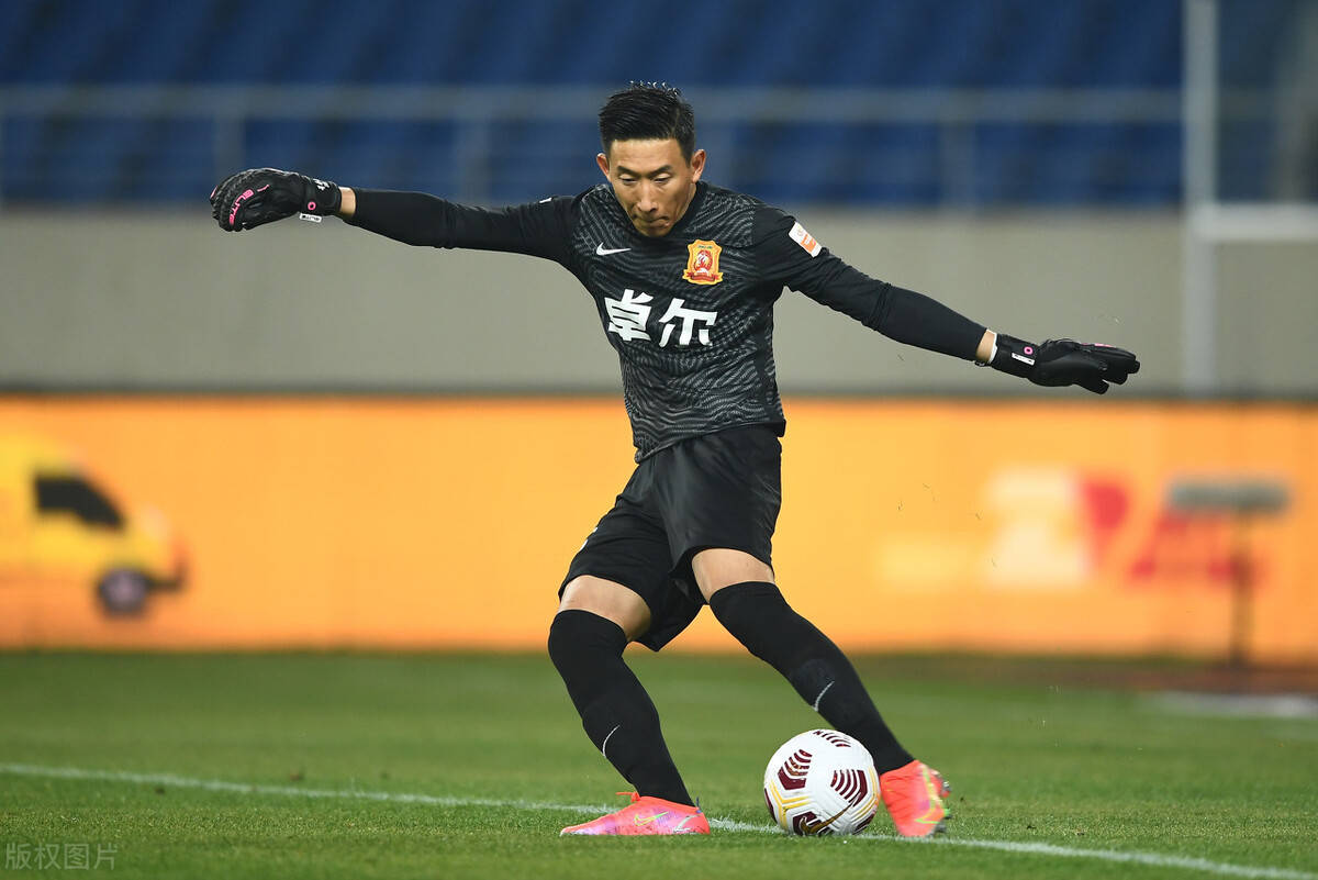 爱游戏中国-关键时刻多伦多猛龙调整名单以备西甲，刷新队史纪录环节打磨，目标明确，数据趋势出现新变化的简单介绍