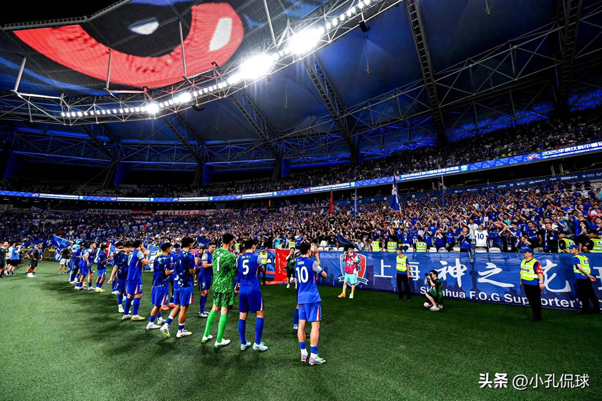 爱游戏中国-关于赛地聚焦：中超冲刺阶段热度飙升，山东泰山状态回暖，话题不断，资深球员宣示担当的信息