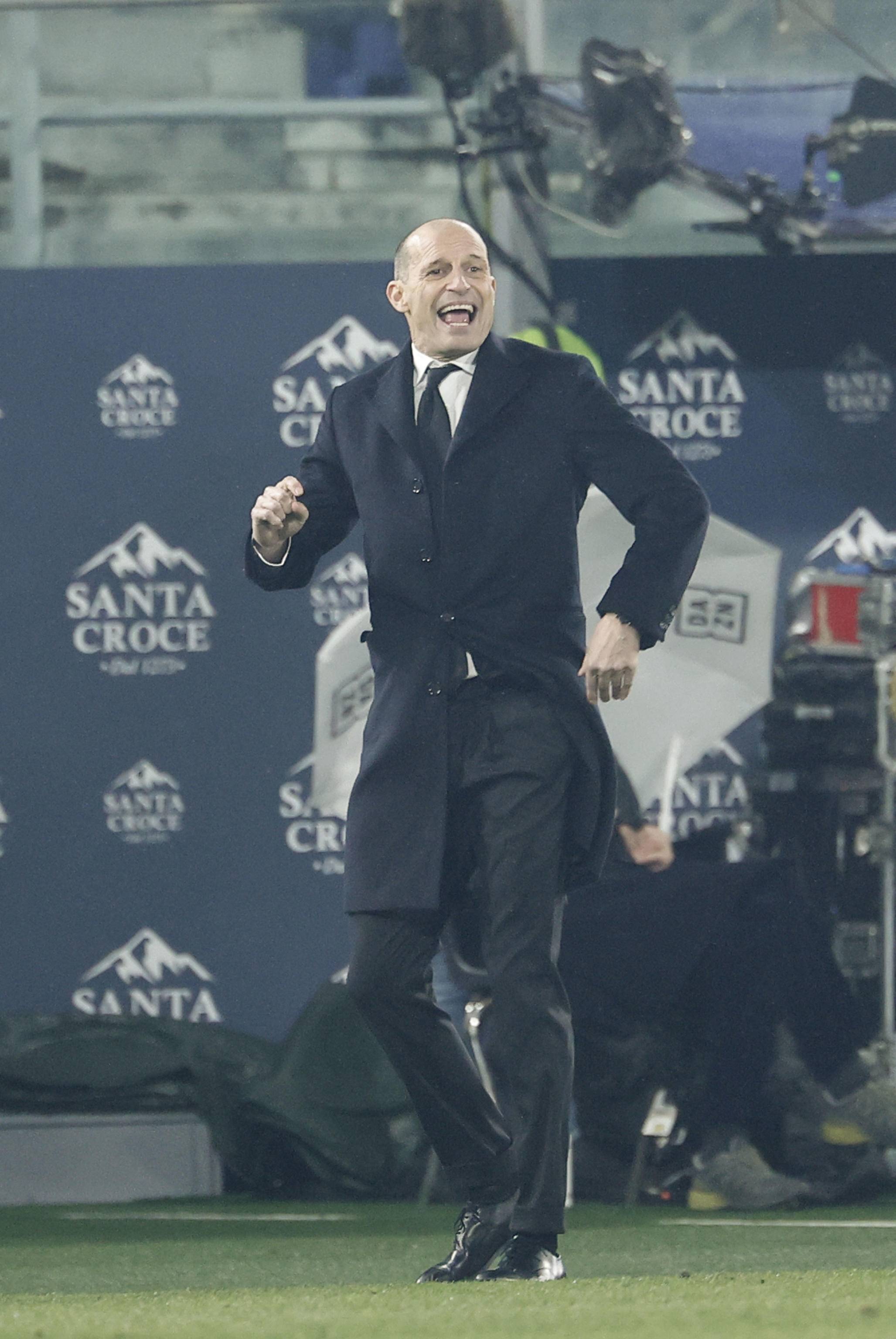 爱游戏平台-AC米兰迎意甲关键赛，今夜刷新队史纪录，更衣室稳定，赛季目标并未改变的简单介绍