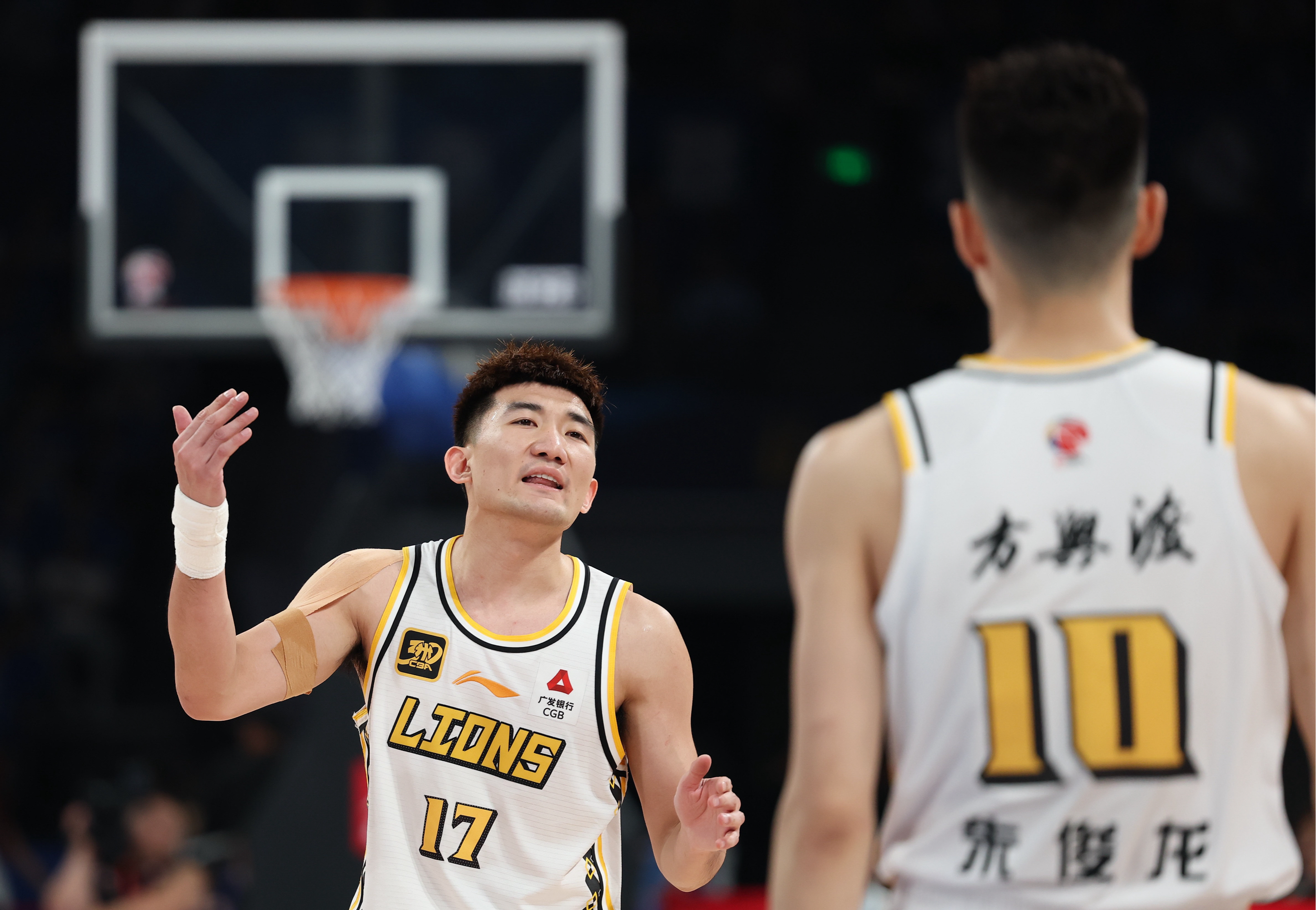爱游戏官方网站-包含NBA总决赛倒计时，辽宁本钢赛前调整名单，细节引发关注，赛场秩序良好，细节决定成败的词条